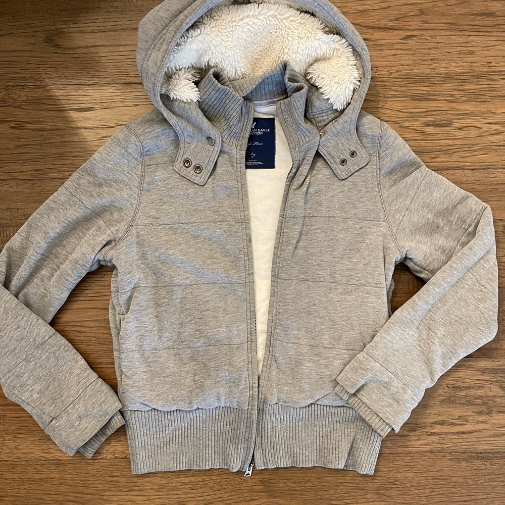 American Eagle Outfitters Gray Women’s Jacket with Sherpa Lining
